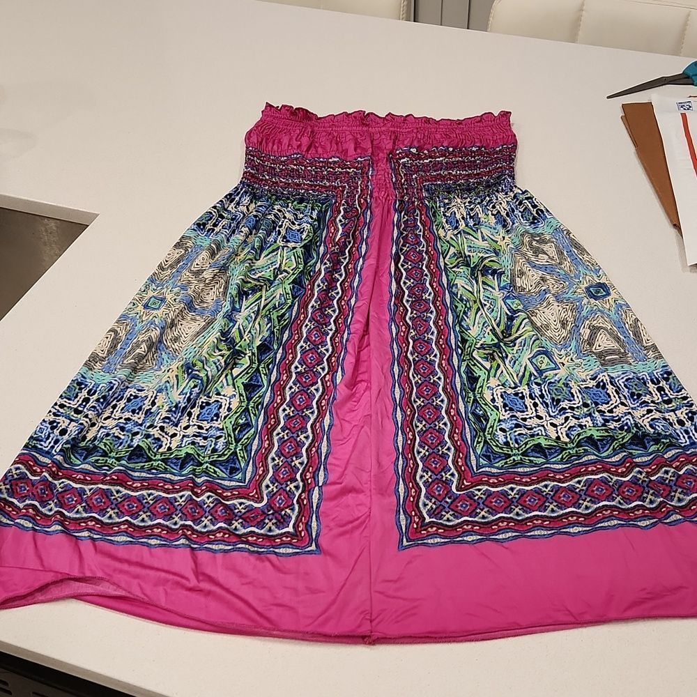 Dress   - Picture 5 of 8